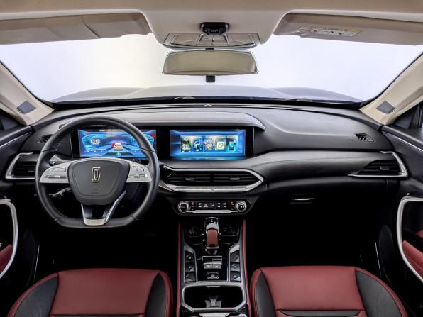 FAW Bestune T77 I с пробегом 2023 года, цена 1 625 000 рублей, 73683 км, внедорожник, Автокод Объявления