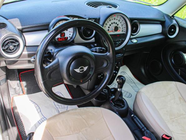 Mini Hatch II (R56) Рестайлинг с пробегом 2012 года, цена 1 039 000 рублей, 129397 км, хэтчбек, Автокод Объявления
