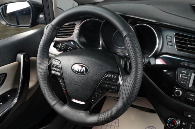 Kia Ceed II с пробегом 2013 года, цена 1 059 000 рублей, 252000 км, универсал, Автокод Объявления