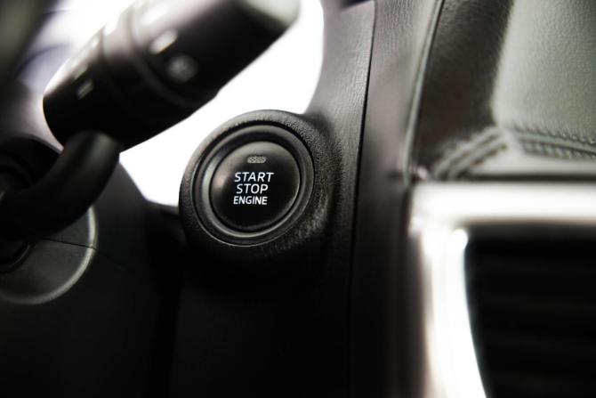 Mazda CX-5 I Рестайлинг с пробегом 2015 года, цена 2 289 000 рублей, 105000 км, внедорожник, Автокод Объявления
