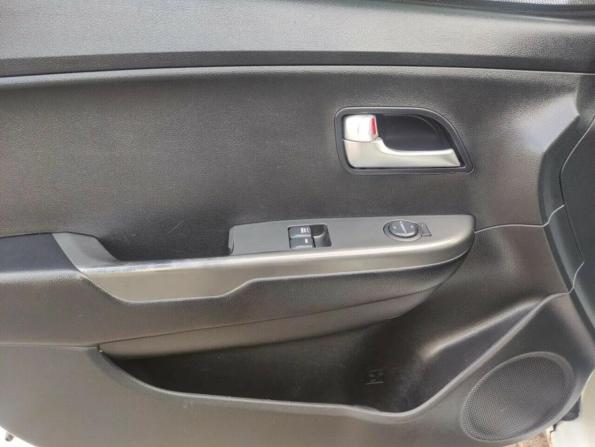 Kia Rio III Рестайлинг с пробегом 2016 года, цена 860 000 рублей, 137068 км, седан, Автокод Объявления