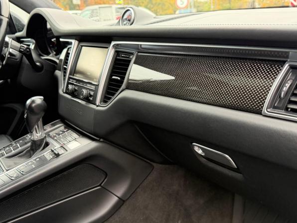 Porsche Macan I с пробегом 2014 года, цена 2 899 000 рублей, 100750 км, внедорожник, Автокод Объявления