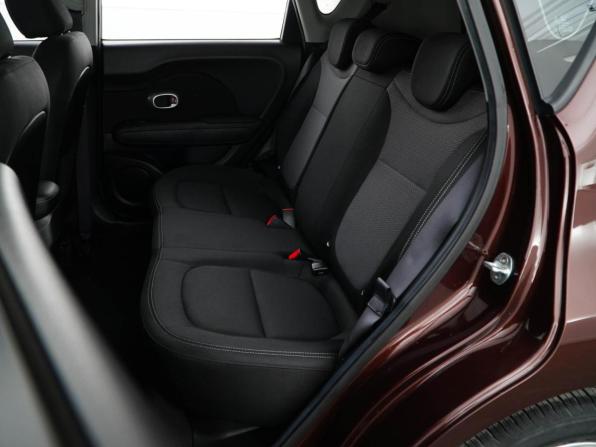 Kia Soul II Рестайлинг с пробегом 2018 года, цена 1 715 055 рублей, 20872 км, хэтчбек, Автокод Объявления
