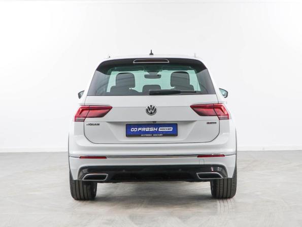 Volkswagen Tiguan II с пробегом 2019 года, цена 3 255 055 рублей, 135256 км, внедорожник, Автокод Объявления