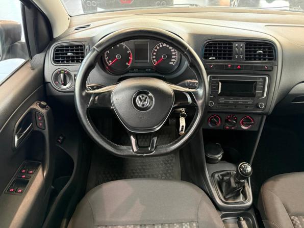 Volkswagen Polo V Рестайлинг с пробегом 2016 года, цена 1 048 000 рублей, 103369 км, седан, Автокод Объявления