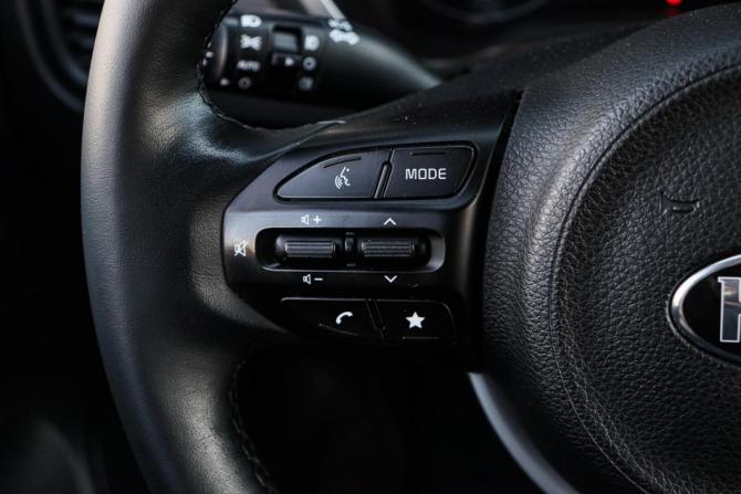 Kia Rio IV Рестайлинг с пробегом 2021 года, цена 2 100 000 рублей, 11373 км, хэтчбек, Автокод Объявления