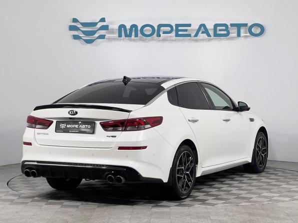 Kia Optima IV Рестайлинг с пробегом 2018 года, цена 2 199 000 рублей, 98446 км, седан, Автокод Объявления