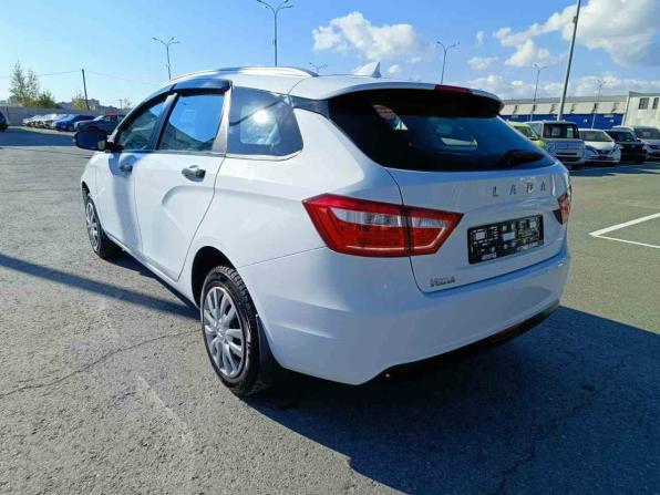 Lada (ВАЗ) Vesta I с пробегом 2021 года, цена 949 995 рублей, 187272 км, универсал, Автокод Объявления