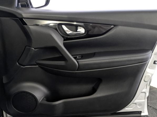 Nissan Qashqai II Рестайлинг с пробегом 2019 года, цена 1 715 000 рублей, 123813 км, внедорожник, Автокод Объявления