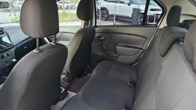 Renault Logan II Рестайлинг с пробегом 2019 года, цена 729 900 рублей, 145991 км, седан, Автокод Объявления