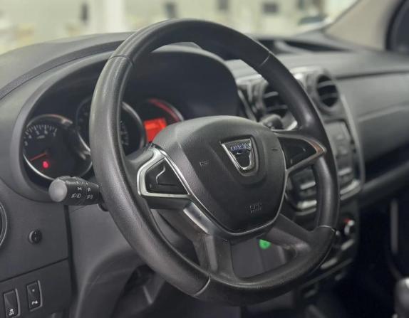 Dacia Dokker I Рестайлинг с пробегом 2019 года, цена 1 399 000 рублей, 134000 км, минивэн, Автокод Объявления