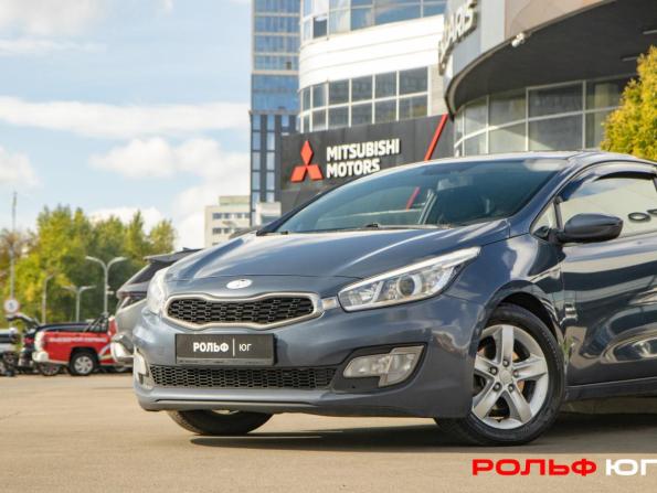 Kia Ceed II с пробегом 2013 года, цена 748 000 рублей, 336380 км, хэтчбек, Автокод Объявления