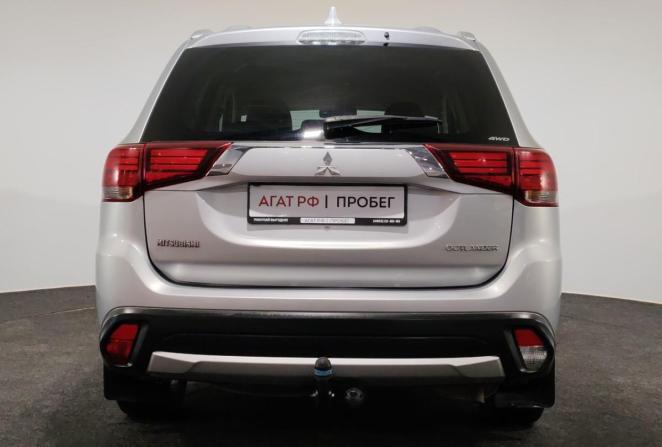 Mitsubishi Outlander III Рестайлинг 2 с пробегом 2017 года, цена 1 680 000 рублей, 271600 км, внедорожник, Автокод Объявления