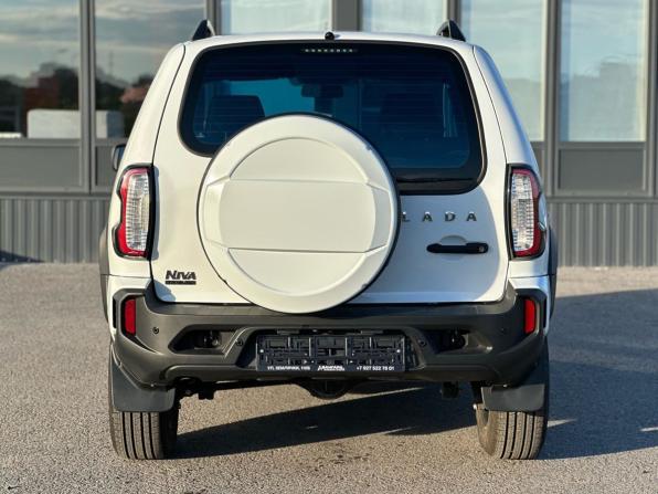 Lada (ВАЗ) Niva I Рестайлинг (Travel) с пробегом 2026 года, цена 1 590 000 рублей, 3272 км, внедорожник, Автокод Объявления