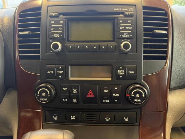 Kia Carnival II с пробегом 2008 года, цена 995 000 рублей, 145000 км, минивэн, Автокод Объявления