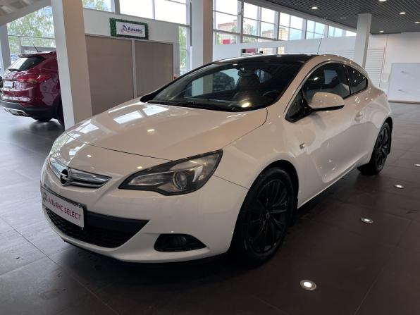 Opel Astra J Рестайлинг с пробегом 2014 года, цена 899 000 рублей, 217487 км, хэтчбек, Автокод Объявления