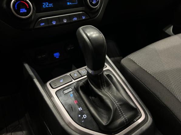 Hyundai Creta I Рестайлинг с пробегом 2021 года, цена 1 809 000 рублей, 96405 км, внедорожник, Автокод Объявления