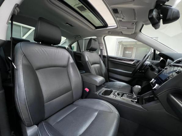Subaru Legacy VI Рестайлинг с пробегом 2018 года, цена 2 230 000 рублей, 97892 км, седан, Автокод Объявления