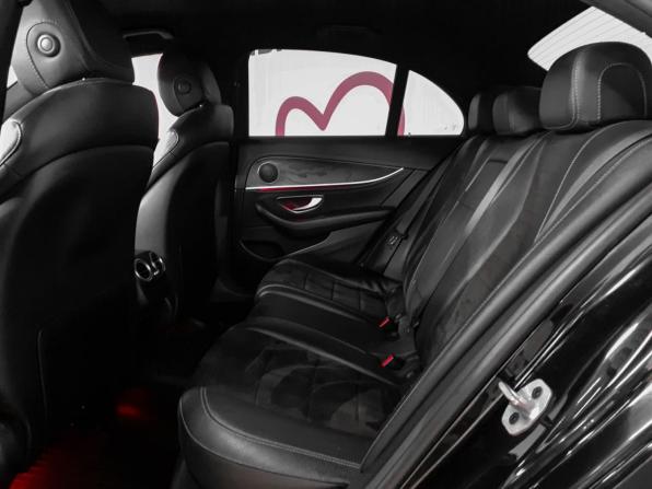 Mercedes-Benz E-Класс V (W213 S213 C238) Рестайлинг с пробегом 2021 года, цена 3 650 000 рублей, 94948 км, седан, Автокод Объявления