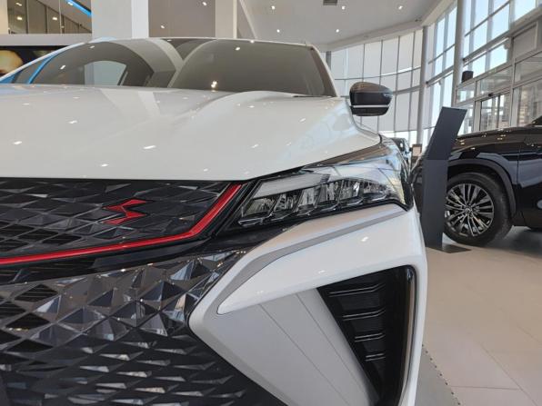 Geely Coolray I Рестайлинг с пробегом 2023 года, цена 2 130 000 рублей, 28505 км, внедорожник, Автокод Объявления