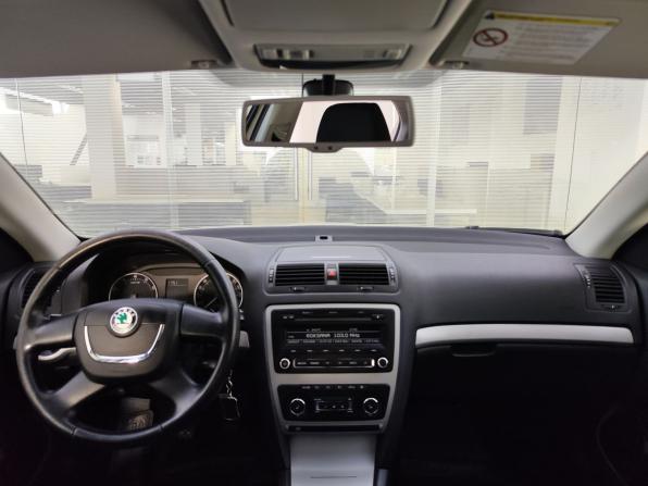 Skoda Octavia II (A5) Рестайлинг с пробегом 2013 года, цена 1 045 000 рублей, 149944 км, лифтбек, Автокод Объявления
