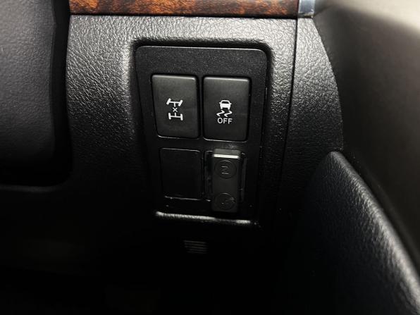 Toyota Land Cruiser 200 Series с пробегом 2011 года, цена 2 450 000 рублей, 443265 км, внедорожник, Автокод Объявления