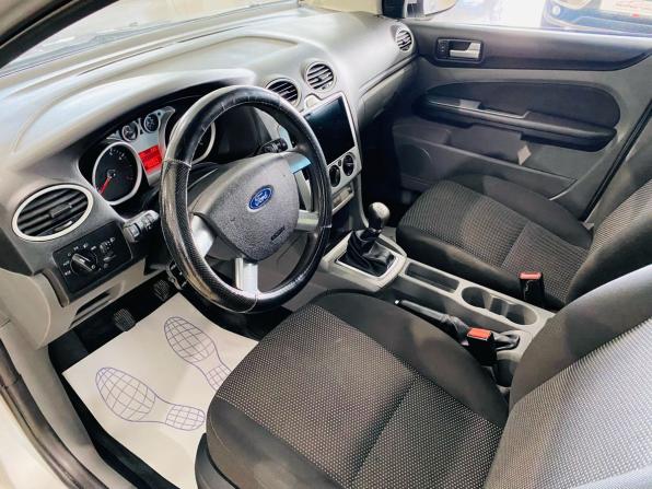 Ford Focus II Рестайлинг с пробегом 2011 года, цена 590 000 рублей, 171000 км, седан, Автокод Объявления