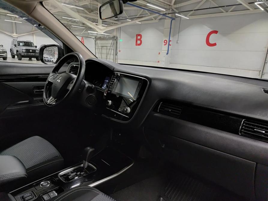 Mitsubishi Outlander III Рестайлинг 3 Казань  - изображение 13