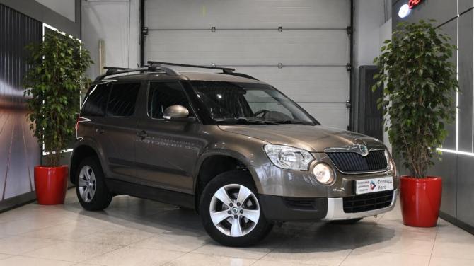 Skoda Yeti I с пробегом 2012 года, цена 795 000 рублей, 130000 км, внедорожник, Автокод Объявления