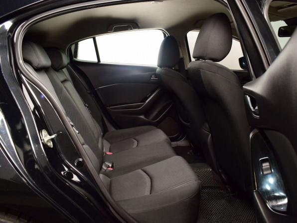 Mazda Axela III с пробегом 2016 года, цена 1 264 995 рублей, 118966 км, хэтчбек, Автокод Объявления