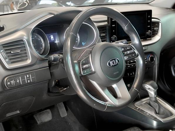 Kia Ceed III с пробегом 2020 года, цена 1 730 000 рублей, 69327 км, хэтчбек, Автокод Объявления