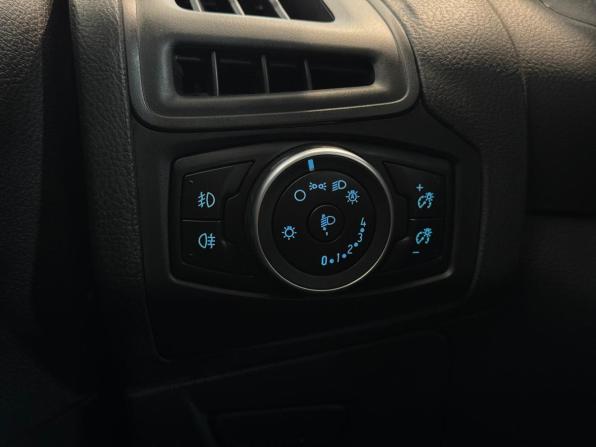 Ford Focus III Рестайлинг с пробегом 2018 года, цена 1 190 000 рублей, 96093 км, седан, Автокод Объявления