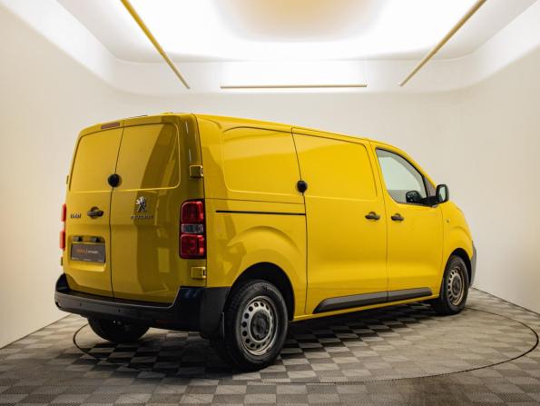 Peugeot Expert III с пробегом 2021 года, цена 2 621 000 рублей, 82441 км, фургон, Автокод Объявления