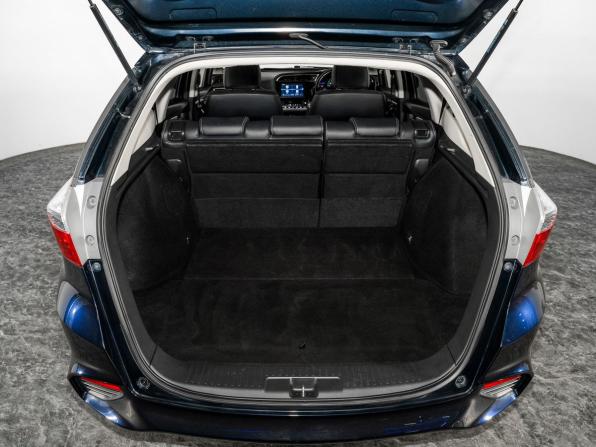 Honda Shuttle II с пробегом 2016 года, цена 1 235 300 рублей, 124475 км, универсал, Автокод Объявления