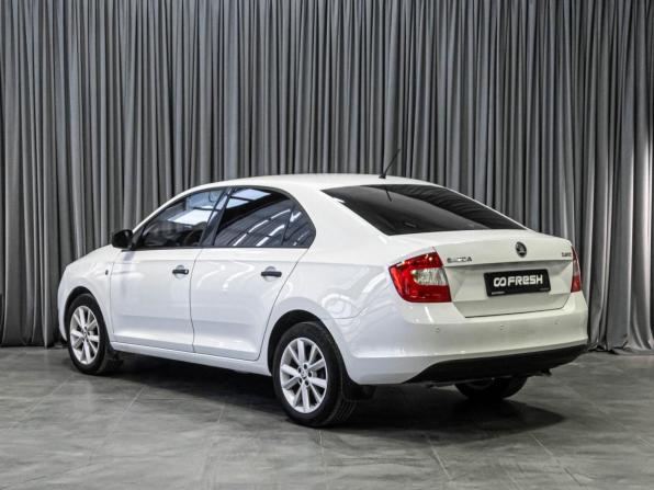 Skoda Rapid I с пробегом 2015 года, цена 749 000 рублей, 203930 км, лифтбек, Автокод Объявления