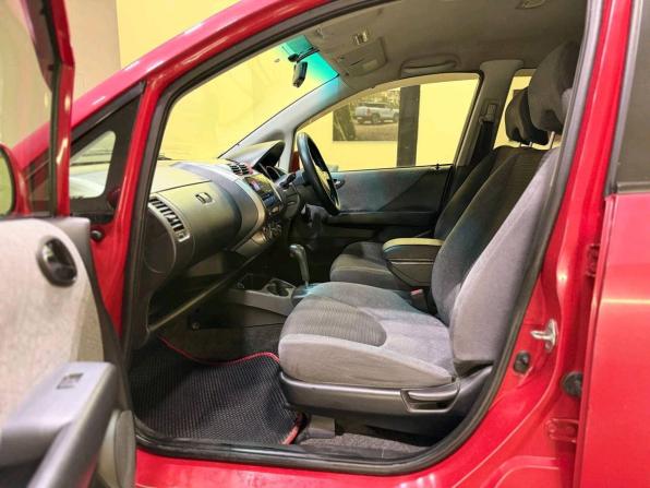 Honda Fit I с пробегом 2003 года, цена 250 000 рублей, 247968 км, хэтчбек, Автокод Объявления