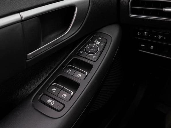 Hyundai Sonata VIII (DN8) с пробегом 2020 года, цена 2 737 000 рублей, 56010 км, седан, Автокод Объявления