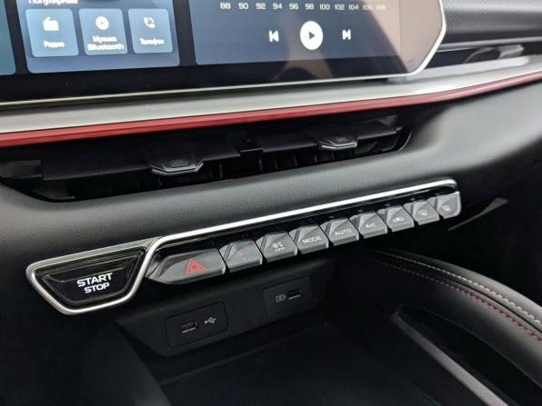 Geely Coolray I Рестайлинг с пробегом 2023 года, цена 1 850 000 рублей, 85213 км, внедорожник, Автокод Объявления