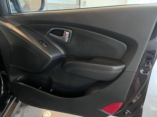 Hyundai ix35 I Рестайлинг с пробегом 2014 года, цена 1 420 000 рублей, 185069 км, внедорожник, Автокод Объявления