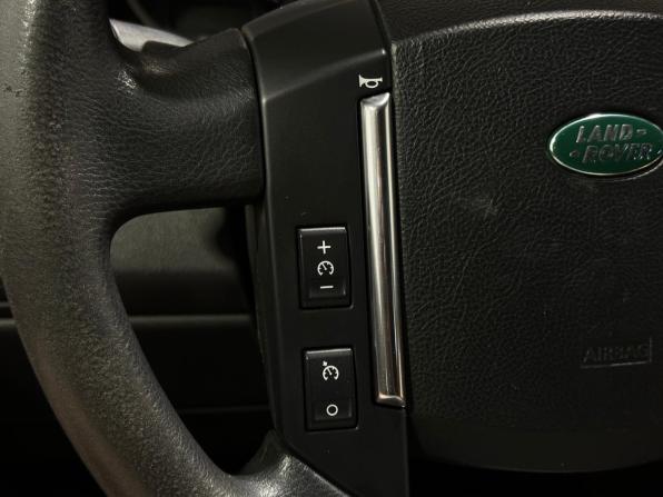Land Rover Freelander II Рестайлинг с пробегом 2011 года, цена 1 400 000 рублей, 228041 км, внедорожник, Автокод Объявления
