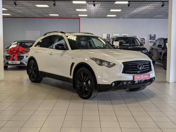 Infiniti QX70 с пробегом 2014 года, цена 1 999 500 рублей, 160000 км, внедорожник, Автокод Объявления
