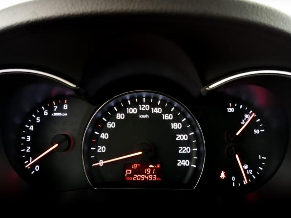 Kia Sorento II Рестайлинг с пробегом 2018 года, цена 1 750 000 рублей, 208000 км, внедорожник, Автокод Объявления
