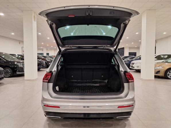 Volkswagen Tiguan II с пробегом 2018 года, цена 2 799 000 рублей, 158350 км, внедорожник, Автокод Объявления