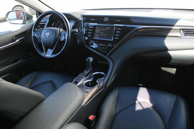 Toyota Camry VIII (XV70) с пробегом 2019 года, цена 2 850 000 рублей, 83000 км, седан, Автокод Объявления