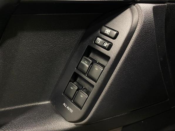 Toyota Land Cruiser Prado 150 Series Рестайлинг 1 с пробегом 2014 года, цена 2 850 000 рублей, 245081 км, внедорожник, Автокод Объявления