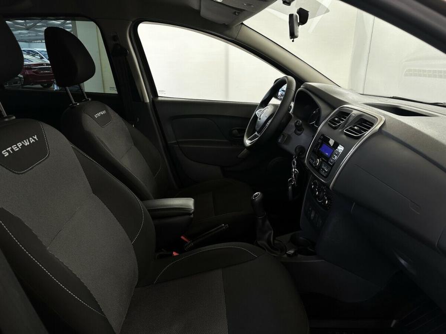 Renault Logan II Рестайлинг Москва  - изображение 12