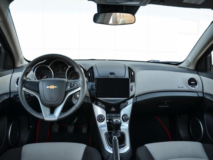 Chevrolet Cruze I Рестайлинг Курган  - изображение 11