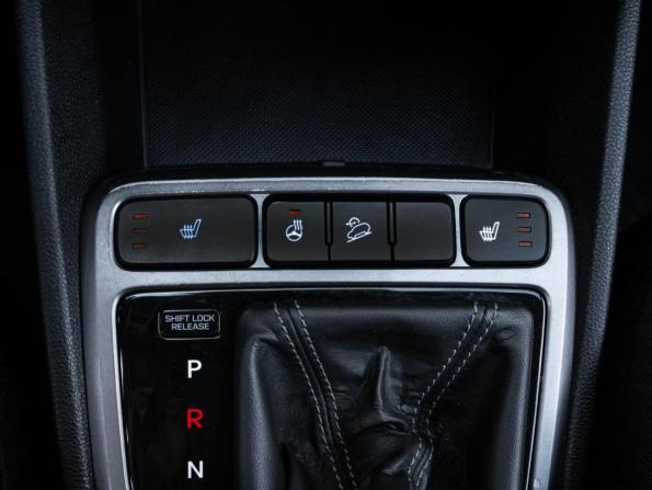 Hyundai Creta I с пробегом 2016 года, цена 1 350 000 рублей, 159232 км, внедорожник, Автокод Объявления
