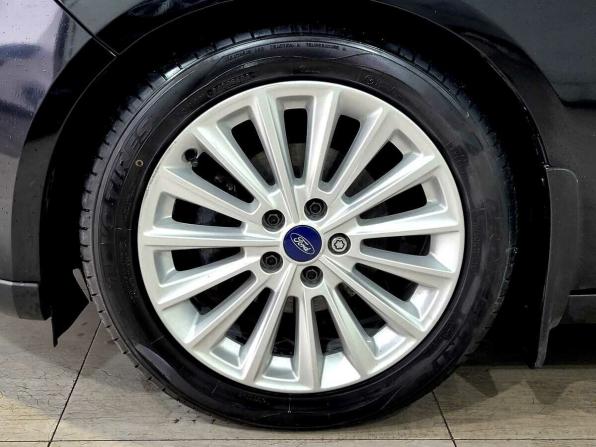 Ford Focus III Рестайлинг с пробегом 2017 года, цена 1 255 000 рублей, 109097 км, хэтчбек, Автокод Объявления
