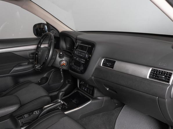 Mitsubishi Outlander III Рестайлинг 2 с пробегом 2017 года, цена 1 713 100 рублей, 152894 км, внедорожник, Автокод Объявления